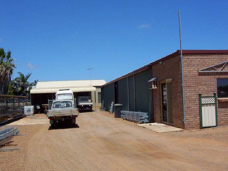 418 ROBINSON STREET, Carnarvon WA 6701