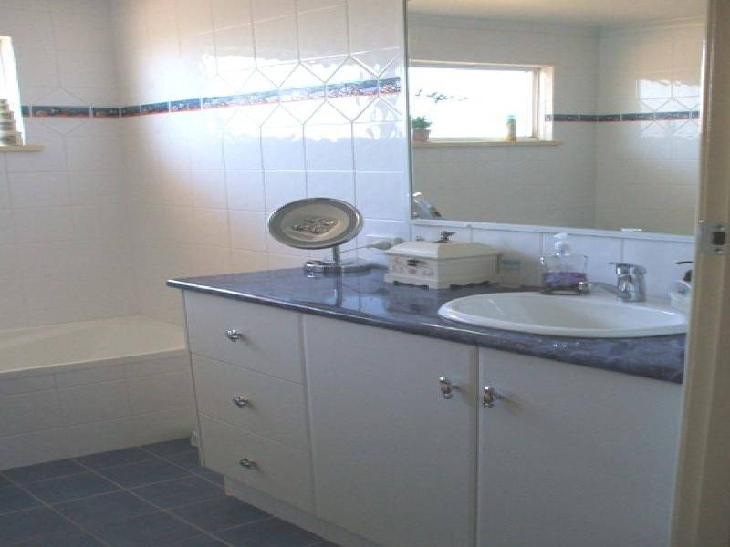 21 CRAGGS COURT, Carnarvon WA 6701