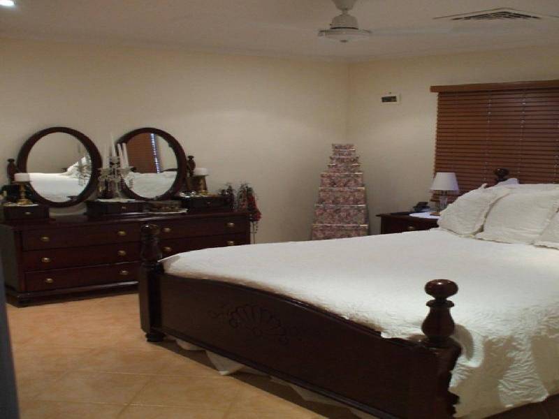 21 CRAGGS COURT, Carnarvon WA 6701