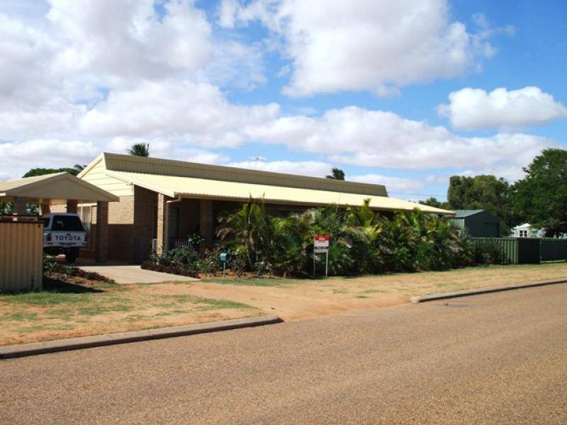 19 CROWTHER STREET, Carnarvon WA 6701