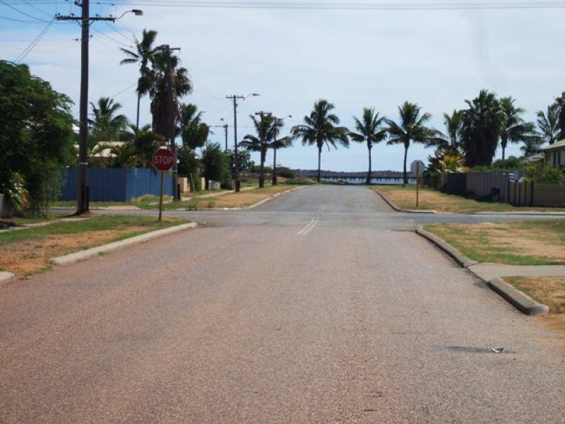 19 CROWTHER STREET, Carnarvon WA 6701