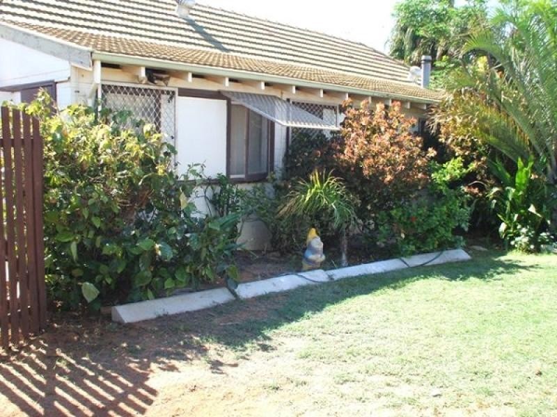 14 Whitlock Street, Carnarvon WA 6701