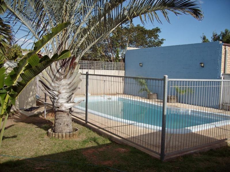 65 CLEAVER STREET, South Carnarvon WA 6701