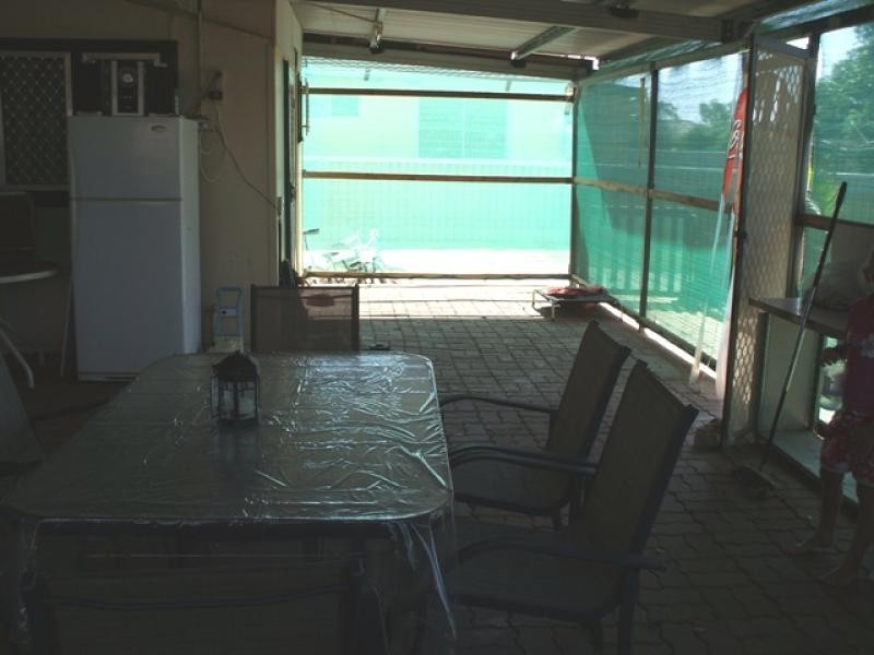 8 Lukis Place,, Carnarvon WA 6701