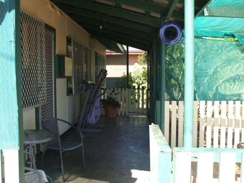 8 Lukis Place,, Carnarvon WA 6701