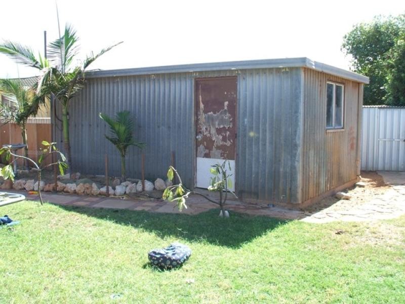 8 Lukis Place,, Carnarvon WA 6701