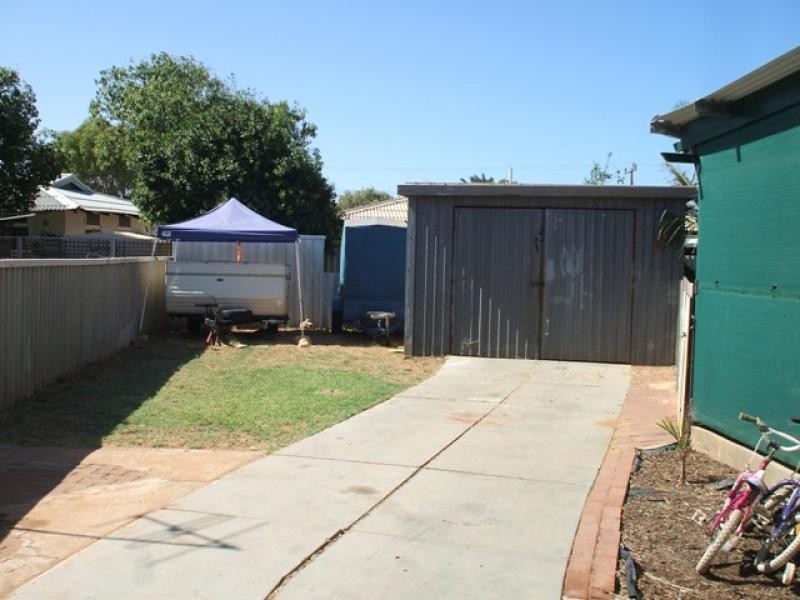 8 Lukis Place,, Carnarvon WA 6701