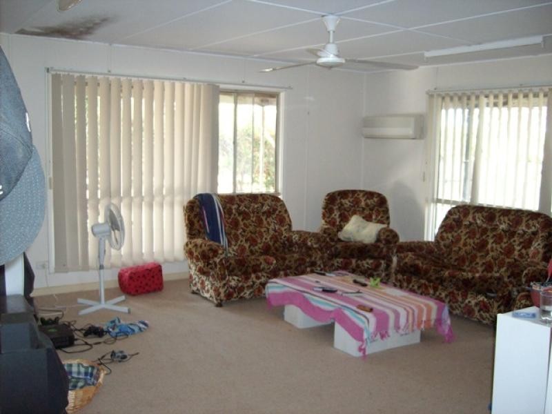 105 MCGLADES ROAD, Carnarvon WA 6701