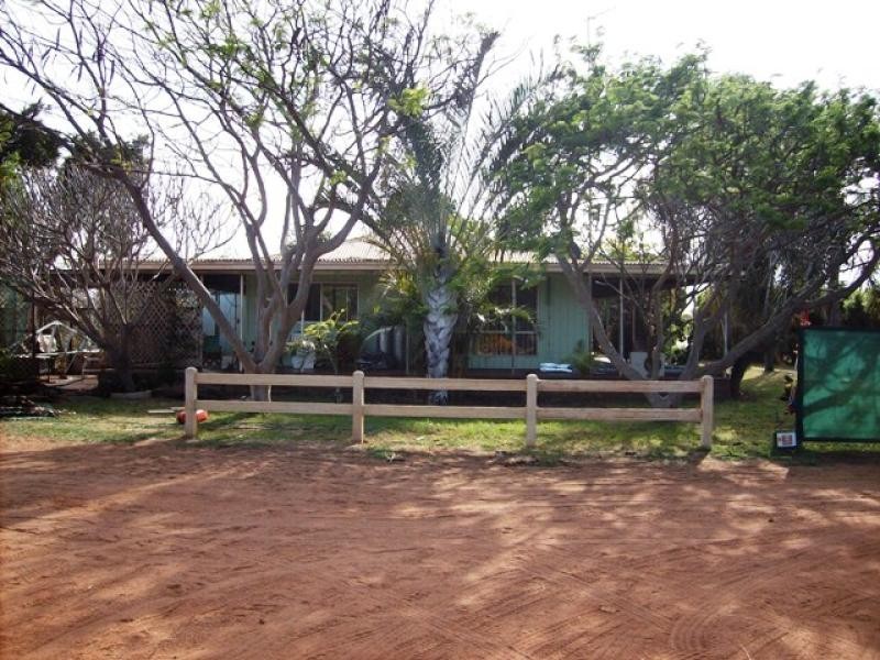 105 MCGLADES ROAD, Carnarvon WA 6701