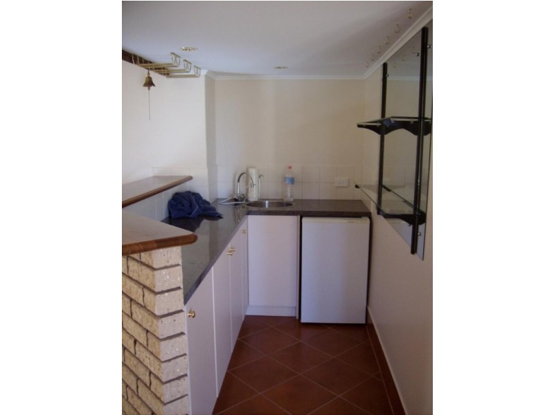 4 WHITLOCK STREET, Carnarvon WA 6701