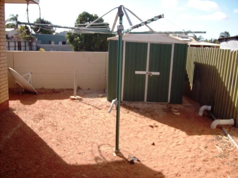 4 WHITLOCK STREET, Carnarvon WA 6701