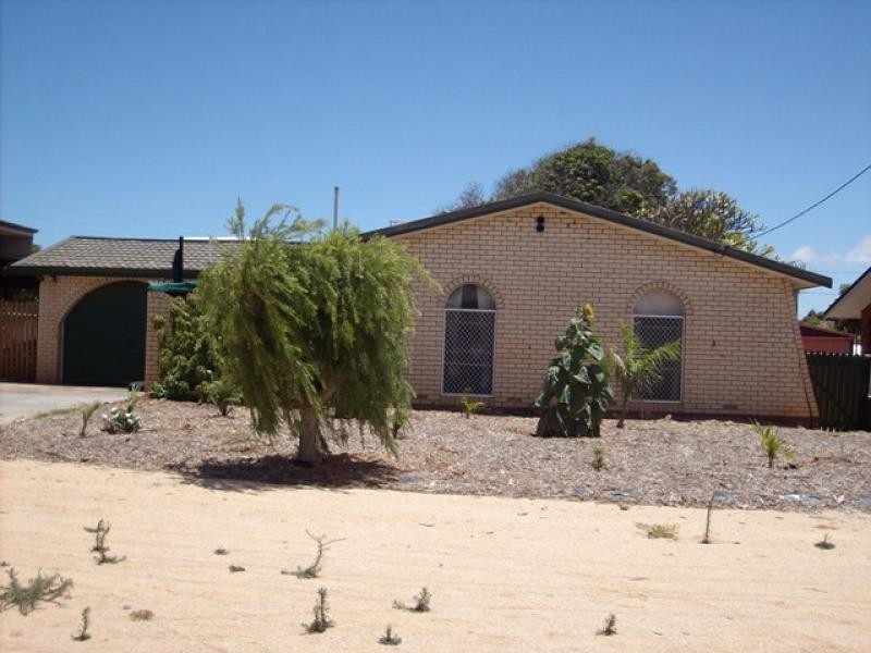 3 TUCKEY COURT, Carnarvon WA 6701