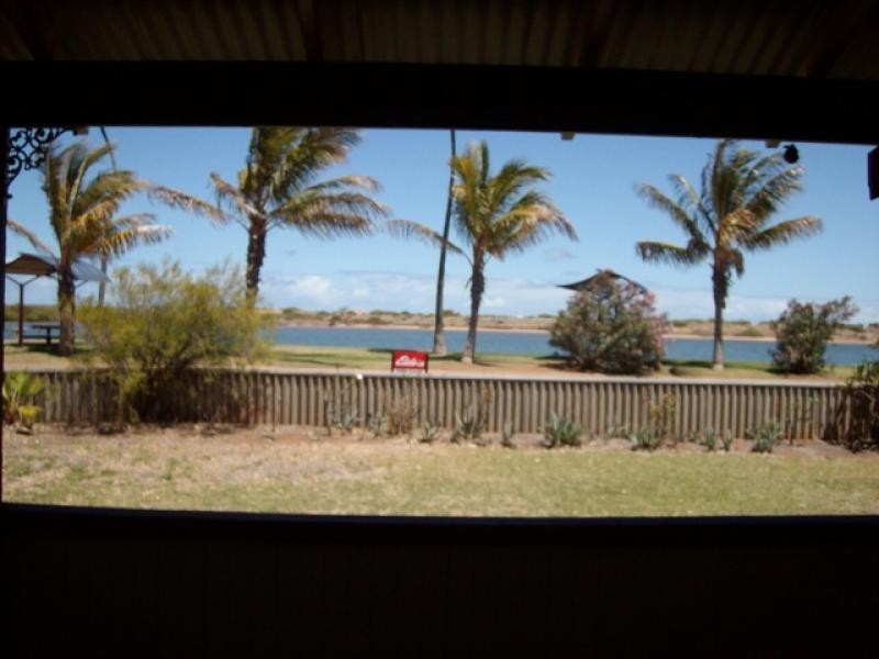145 OLIVIA TERRACE, South Carnarvon WA 6701