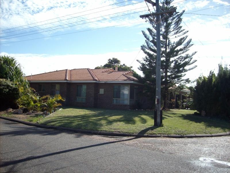 1 SNOOK COURT, Carnarvon WA 6701