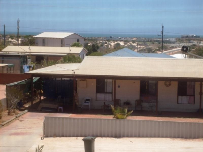 26 Capewell Drive, Denham WA 6537