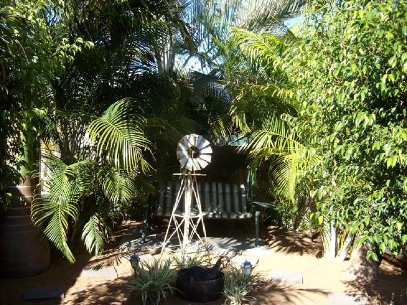 16 RICHARDSON STREET, Carnarvon WA 6701