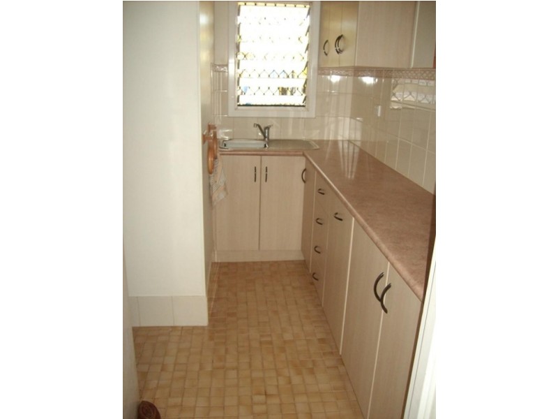 16 RICHARDSON STREET, Carnarvon WA 6701