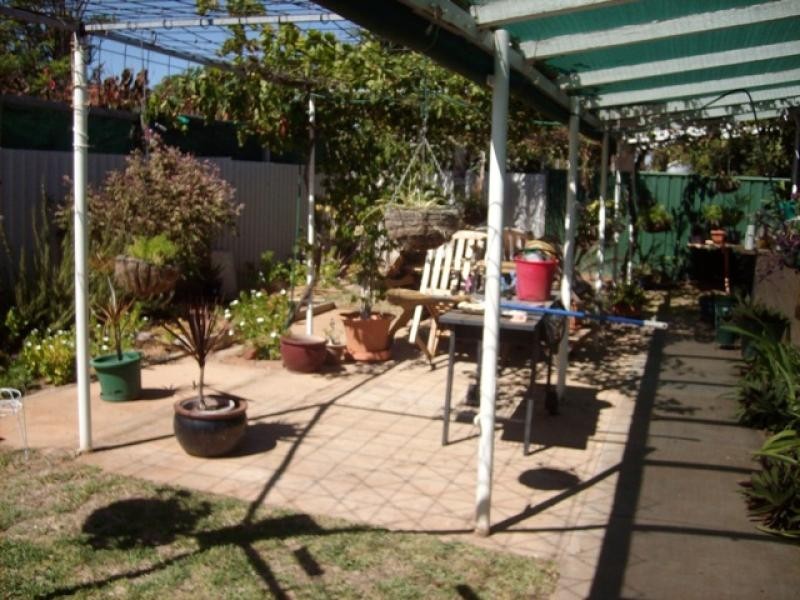 16 B OLIVIA TERRACE, Morgantown WA 6701