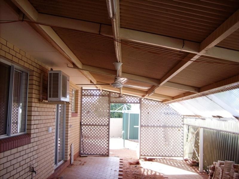 4 Whitlock Street, Carnarvon WA 6701