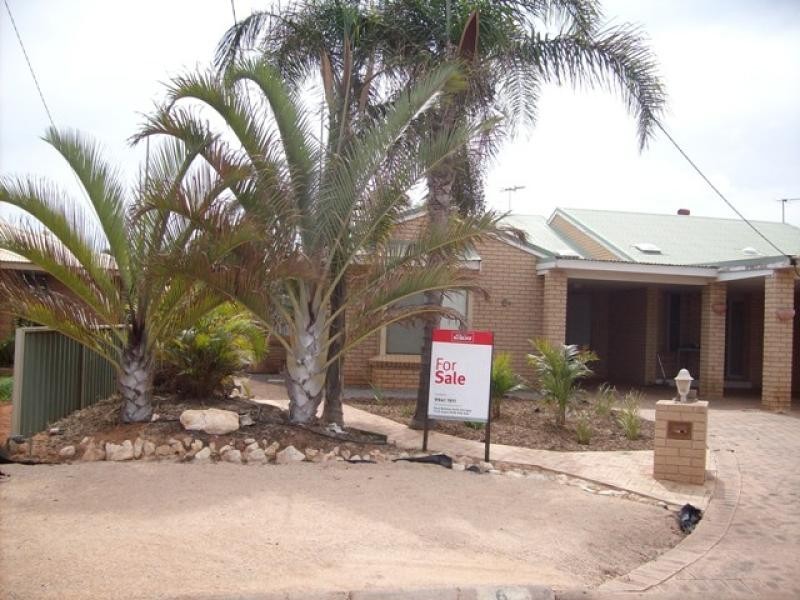 Unit A/6 HOULAHAN PLACE, Brockman WA 6701