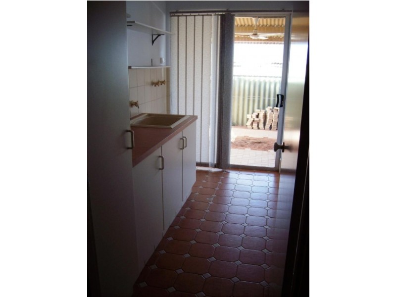 4 WHITLOCK STREET, Carnarvon WA 6701