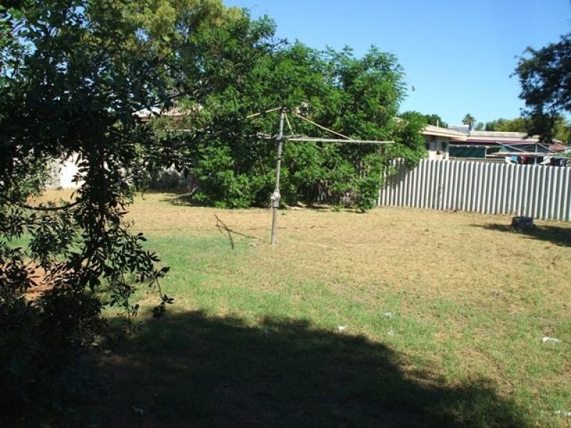 18 HUBBLE STREET, Carnarvon WA 6701