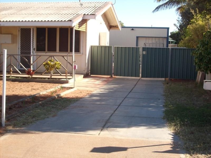 9 RIDLEY PLACE, Carnarvon WA 6701