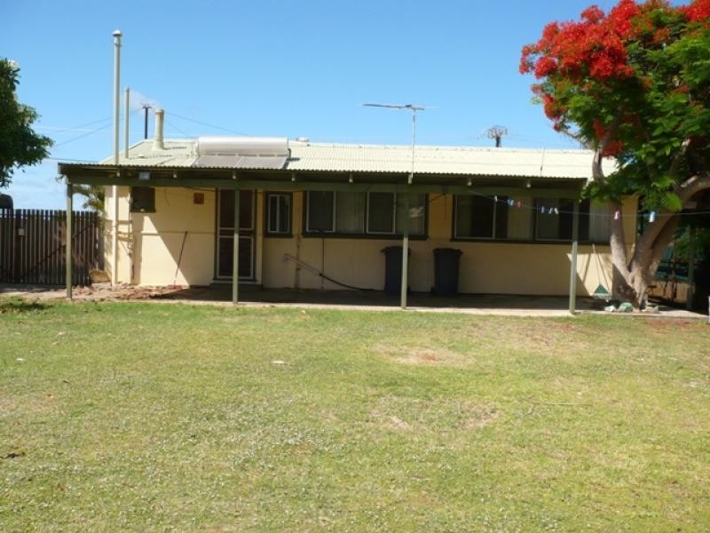 35 WEST STREET, Carnarvon WA 6701