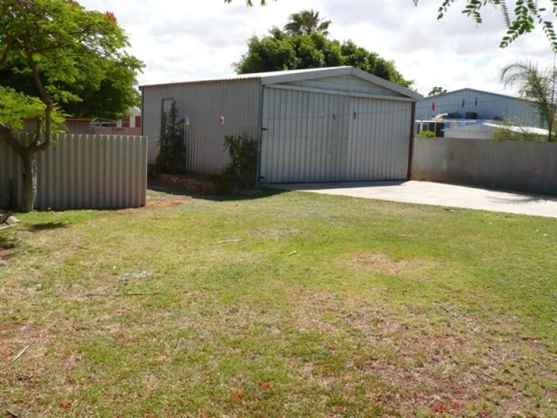 35 WEST STREET, Carnarvon WA 6701