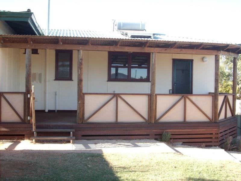 14 PINCOMBE STREET, Carnarvon WA 6701