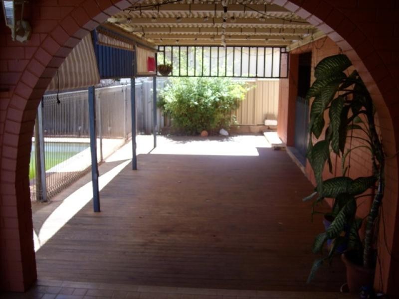 3 FLEMING STREET, East Carnarvon WA 6701