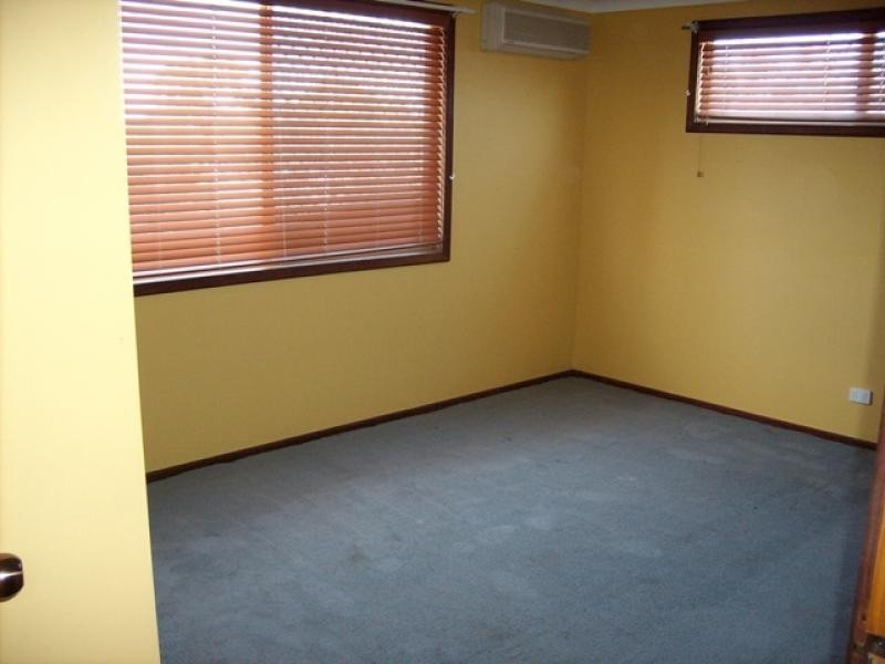 3 FLEMING STREET, East Carnarvon WA 6701