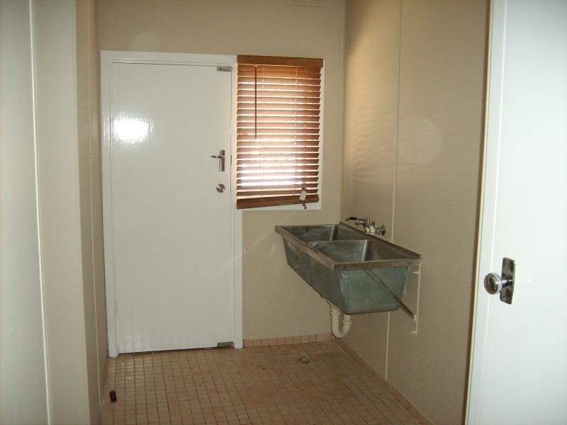 Unit A/24 HUBBLE STREET, Carnarvon WA 6701