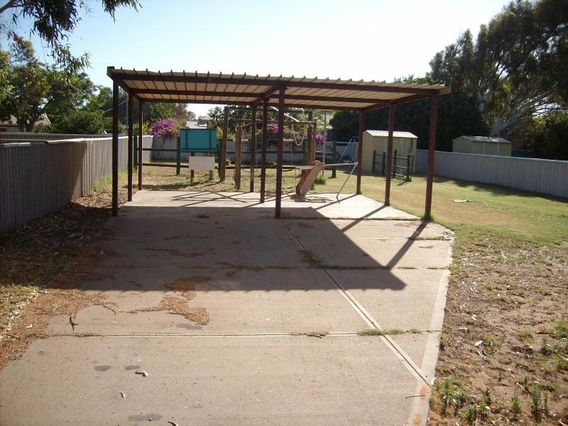 Unit A/24 HUBBLE STREET, Carnarvon WA 6701
