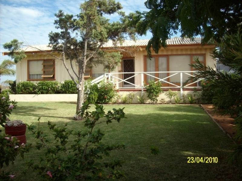 283 ROBINSON STREET, East Carnarvon WA 6701