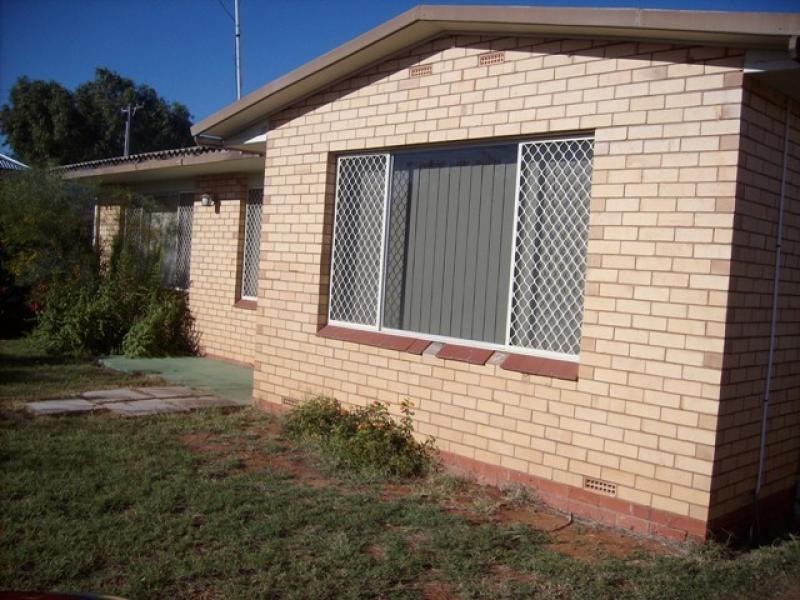 34 BASTON STREET, Carnarvon WA 6701