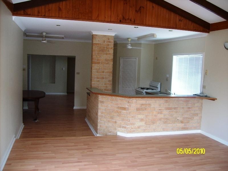 10 GOOCH STREET, Carnarvon WA 6701