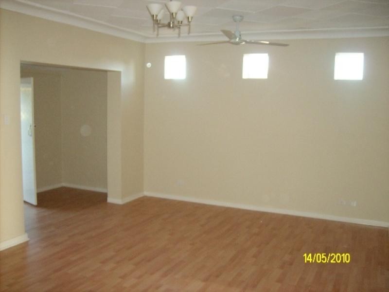 10 GOOCH STREET, Carnarvon WA 6701