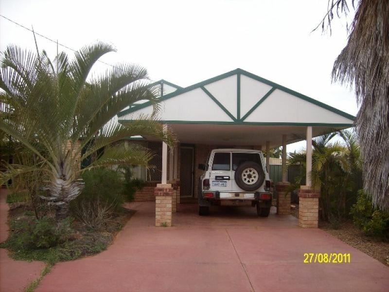 Unit A/6 CARSON PLACE, Carnarvon WA 6701