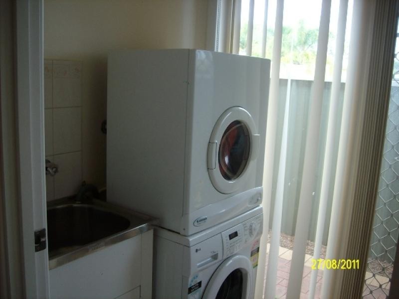 Unit A/6 CARSON PLACE, Carnarvon WA 6701