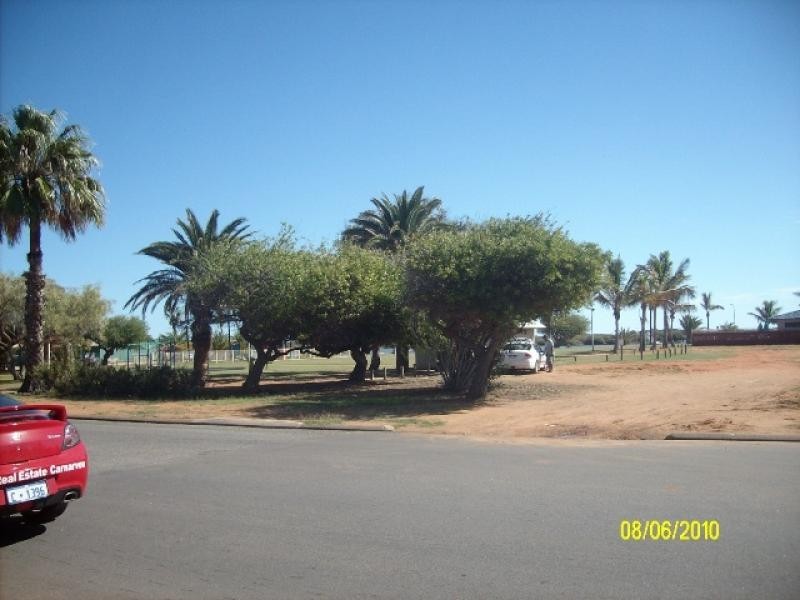 69 CLEAVER STREET, South Carnarvon WA 6701