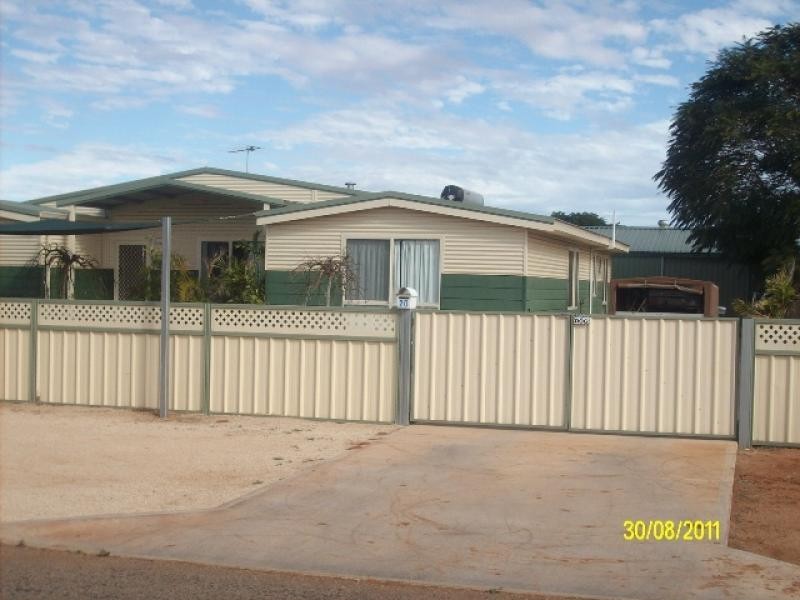 20 SMITH STREET, Carnarvon WA 6701