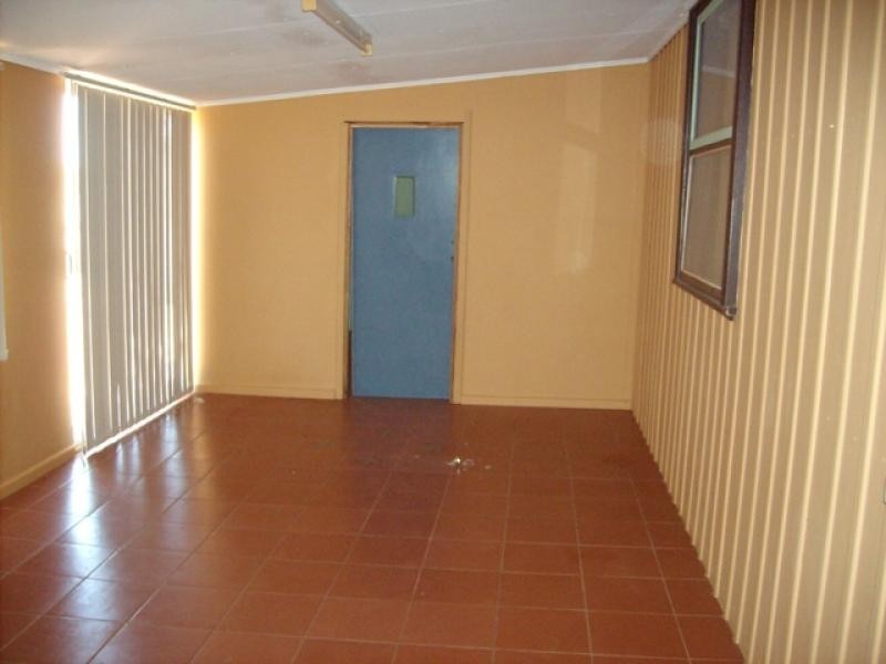 87 GASCOYNE ROAD, East Carnarvon WA 6701