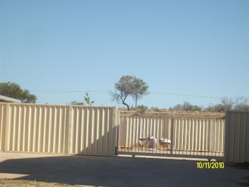 Unit D/5 HEARN PLACE, Carnarvon WA 6701