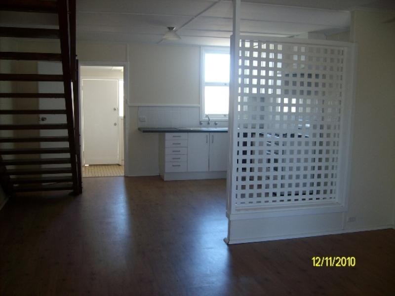 Unit D/5 HEARN PLACE, Carnarvon WA 6701