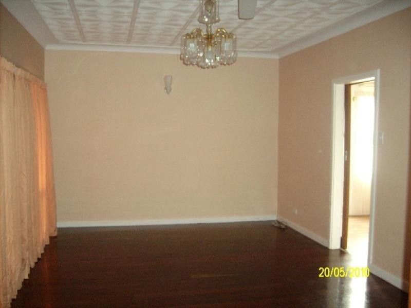 33 DOUGLAS STREET, Carnarvon WA 6701