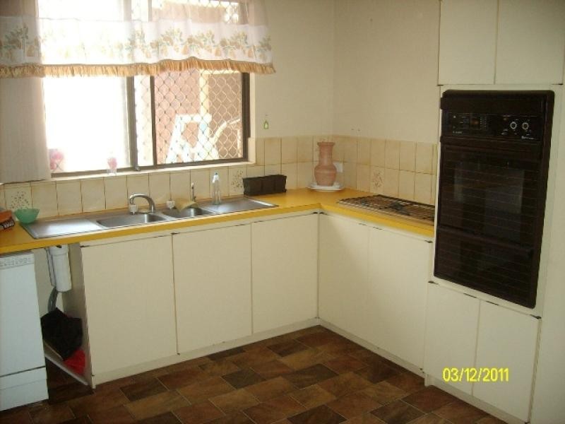 24 Granberry Drive, Carnarvon WA 6701