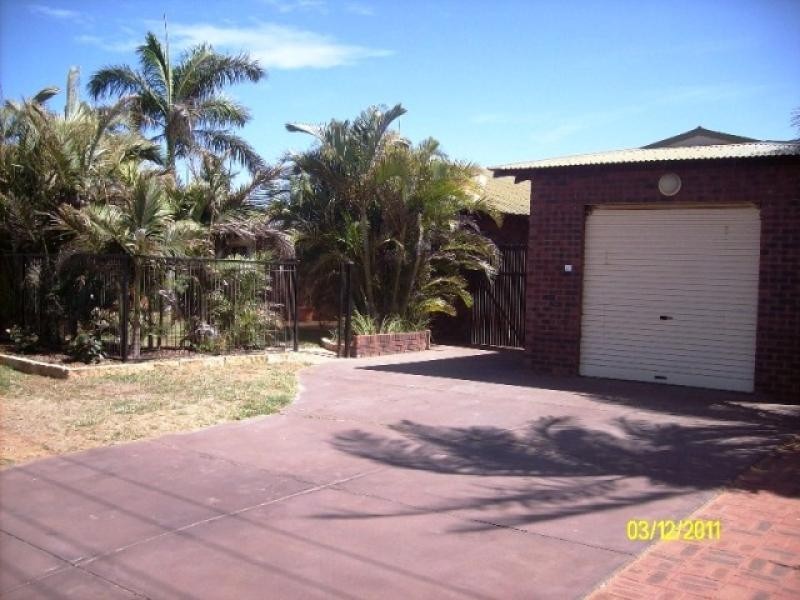 24 Granberry Drive, Carnarvon WA 6701