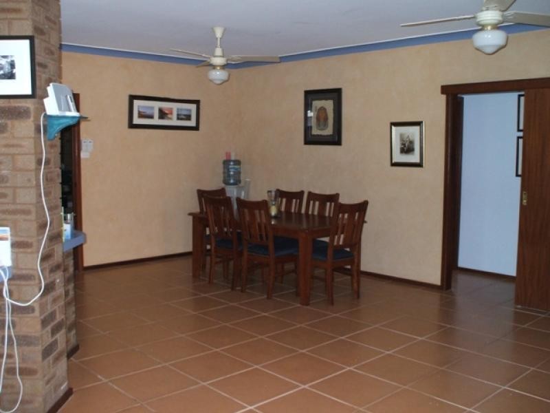 1 SNOOK COURT, Carnarvon WA 6701