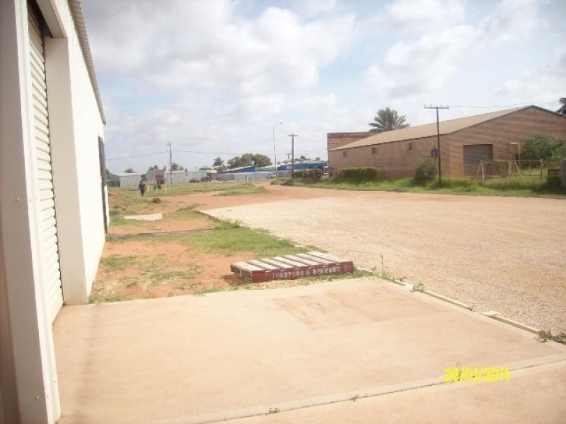 412 ROBINSON STREET, Carnarvon WA 6701